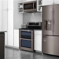 Combine the classic taste of stainless steel appliances with customizable mixed metal finishes designed to fit your kitchens unique style. Black Stainless Steel Appliances Trend The Future Is Here