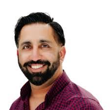 Phillip Heckel's Instagram, Twitter & Facebook