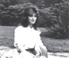 We did not find results for: Loredana Groza IÈ™i SÄƒrbÄƒtoreÈ™te Ziua De NaÈ™tere Cum ArÄƒta Lori La 16 Ani La Steaua FÄƒrÄƒ Nume In 1986 Foto Video B1tv Ro