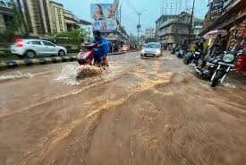 Monsoon Rains Mangaluru Flooding: ಮುಂಗಾರಿನ ಮೊದಲ ಮಳೆಯ ಅಬ್ಬರಕ್ಕೆ ಮಂಗಳೂರು  ನಲುಗಿ ಹೋಯ್ತು