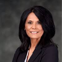 Lisa Mehle's Instagram, Twitter & Facebook