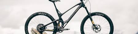 Their bikes have helped many a racer to victory, going as far back as eddy merckx and most recently being the bike that won the tour de france in 2020. Whmesomwforqim
