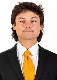 Hunter Hubert's Instagram, Twitter & Facebook