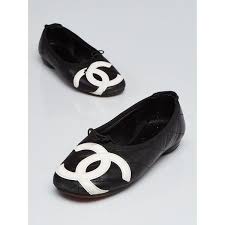 Black And White Ballet Flats Pre Owned Chanel Black White Quilted Leather Cambon Ballet Flats 295 Liked On Polyvore Featuring Black And White Flats White Ballet Flats White Flat Shoes