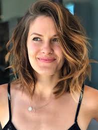 Short hairstyles are perfect for women who want a stylish, sexy, haircut. 11 Tousled Bob Hairstyles To Boost Style 2019 Update Wetellyouhow