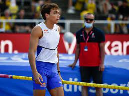 The world's greatest pole vaulter was born and raised in. Obiena S Top Pole Vault Rival Keen On Winning Olympic Gold Philstar Com