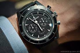 hands on with the jaeger lecoultre deep sea chronograph cermet live pics official pricing hodinkee jaeger lecoultre jaeger lecoultre watches watches for men