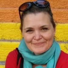 Diane Sylvester's Instagram, Twitter & Facebook