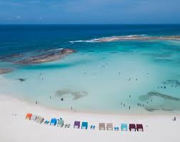 What makes aruba the best island vacation destination on the planet? Aruba Die Schonsten Strande Der Karibik Insel Reisereporter