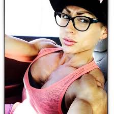 IFBB Pro Victoria Flores