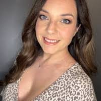 Ashley Bracey's Instagram, Twitter & Facebook