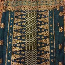 Jika anda memastikan baju songket yang sesuai dengan trend masa kini serta cocok buat para pengagum fashion maka penampilan anda akan semakin maksimal. Kenali Asal Mula Kain Songket Palembang Teknik Pembuatan Dan Motifnya
