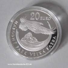 Je oficiálnou menou v 19 z 27 krajín európskej únie (takzvanej eurozóne) a v šiestich krajinách mimo eú. Slowakei 20 Euro Velka Fatra 2009 Silbermunze Pp Slovensko