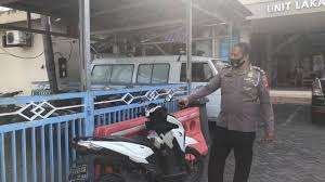 Pendidikan minimal slta / sederajat. Kecelakaan Maut Motor Berberonjong Di Ringroad Mojosongo Solo Sopir Truk Tertangkap Di Sragen