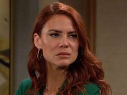 Les feux de l'amour (spoiler) : Sally s'effondre, la vengeance d'Adam