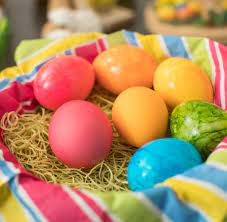 Auf jeden fall ist er heute allgegenwärtig zur osterzeit und gilt als überbringer der ostereier. Das Osterparadox Warum Wir Dieses Jahr So Spat Ostern Feiern Welt