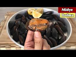 Izmir In Meshur Midye Dolmasi Nasil Yapiliyor Youtube