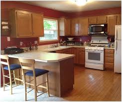 Colors to paint kitchen cabinets and walls. 404 Not Found Interior Design Kitchen Kitchen Interior Painting Oak Cabinets