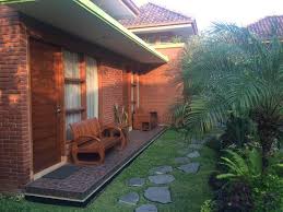 Berikut rekomendasi 10 hotel favorit di jogja, dijamin bakal malas pulang! Rumput Hotel Grounds And Room Picture Of Hotel Rumput Resort Resto Yogyakarta Region Tripadvisor