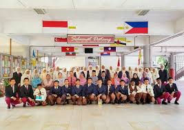 Perhatian kepada semua guru smk ayer keroh: Program Kolaborasi Dan Kepimpinan Pelajar Bersama Smk Ayer Keroh Melaka