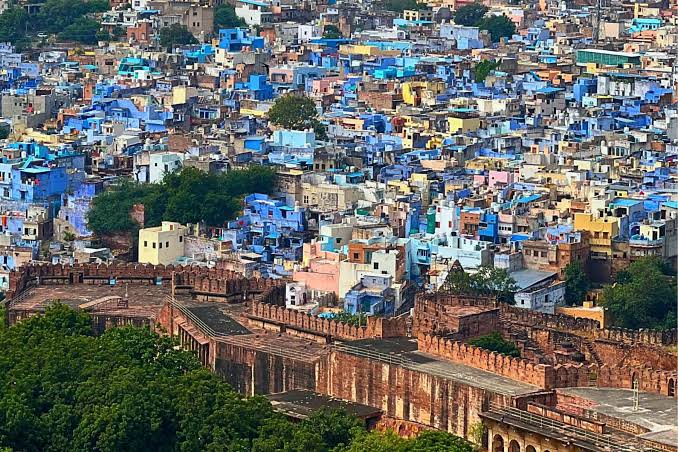 Jodhpur: Discovering the Magic of the Blue City's Ancient Streets