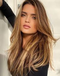 50 Haircuts for Square Faces That Definitely Work