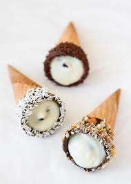 10 sugar cones 3/4 cup semisweet chocolate chips (for dipping cones; Cannoli Cones Bake Love Give