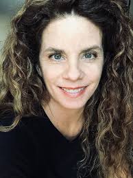 Amazon.com: Lisa Wright: books, biography, latest update