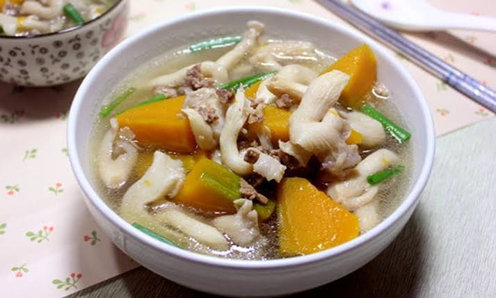 Pumpkin & mushroom soup