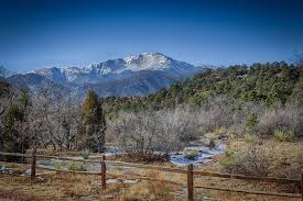 What is there to do when you rent a cabin near colorado springs? Best Cabins To Rent By Colorado Springs