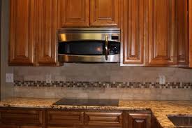 Glass Tile Backsplash Ideas Kitchens Glass Mosaic Tile Subway Tile Back Splash Granite With Images Kitchen Tiles Backsplash