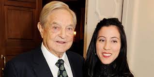 George soros, ursprungligen györgy schwartz, född 12 augusti 1930 i budapest i ungern 5, är en amerikansk finansman, valutaspekulant, ekonomisk och filosofisk debattör samt filantrop. Tamiko Bolton Wiki Age Net Worth Who Is George Soro S Wife Biography Tribune