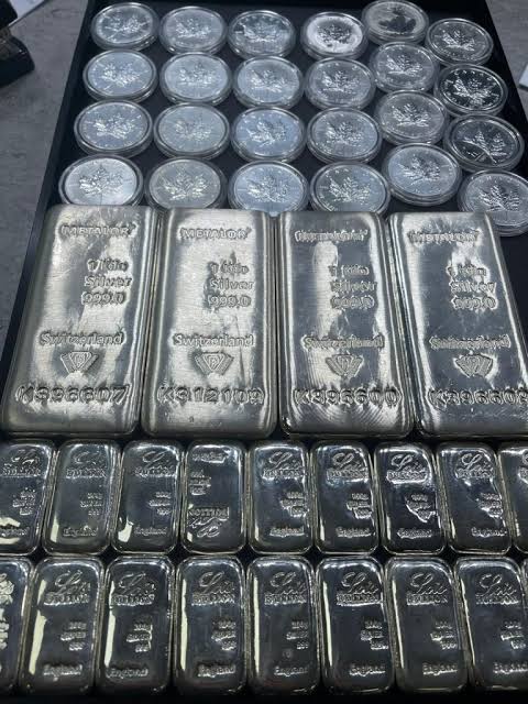 Silver Shortages in the UK: What Buyers and Sellers Need to Know