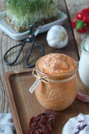 Schafskasedip Mit Ajvar Ajvar Feta Creme Rezept Rezepte Ajvar Rezepte Essen Und Trinken