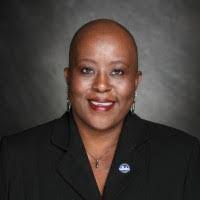 Robert Squirewell's Instagram, Twitter & Facebook