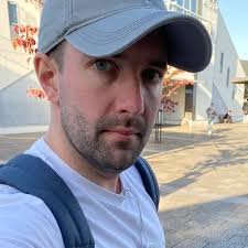 Effect of grain boundary misorientation and carbide precipitation