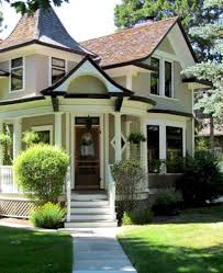 Typically, victorian house paint colors rely on no fewer than three shades of paint. 55 Exterior Paint Colors House Brown Roof Home Decor Ideas Victorian Homes Exterior Modern Victorian Homes Victorian House Colors