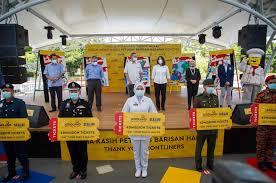 Majlis perasmian penyerahan honda civic peringkat ipd sepang oleh ydh kpd sepang acp wan kamarul azran. Legoland Malaysia Resort Exhibits Inspiring Lego Murals To Honour Pandemic Heroes