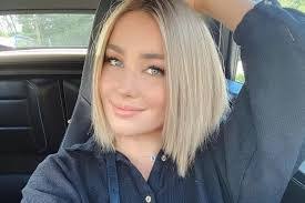 Patty Pelletier's Instagram, Twitter & Facebook