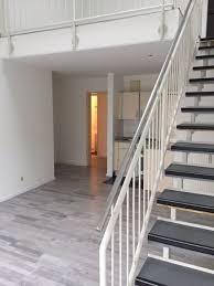 Die wohnung ist in den innenhof eines gebäudekomplexes ausgerichtet und hat somit ein geringes lärmpotenzial. Dresden Wohnungssuche 1 5 Zimmer Maisonette Wohnung Ab Sofort Zu Vermieten 1 5 Zimmer Maisonette Wohnung Mieten Wohnung In Munchen Wohnung Zu Vermieten
