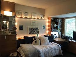 College Students Across The Country Are Giving Their Dorm Rooms A Makeover With The School Year About T In 2020 College Apartment Decor College Bedroom Dorm Sweet Dorm
