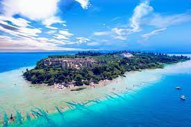 Jamaica beach is located in sirmione. Jamaica Beach Sirmione Bs Prenotazione Online Spiagge It