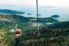 The awesome cable car ride in langkawi takes you to the peak of mt. Private Tour In Langkawi With Skybridge And Langkawi Cable Car 2021
