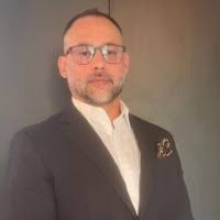 100+ "Andrew Velez" profiles