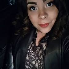 Sandy Zamora's Instagram, Twitter & Facebook