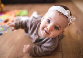 Kız Bebek İsimleri: 2024 Yılının En Popüler Bebek İsimleri