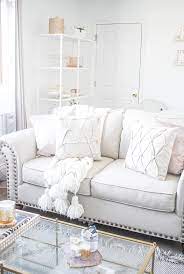 At Home With Raymour Flanigan Teresa Caruso Apartment Living Room Design Living Room New York Small Room Design