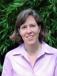 Jennifer Peace's Instagram, Twitter & Facebook