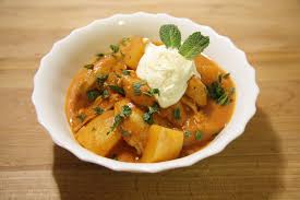 Fie folositi pui intreg, fie pulpe cu. Tocanita De Cartofi 10 Retete Delicioase Alese Pe Spranceana Sfatulparintilor Ro