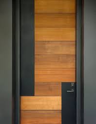 Glass And Wooden Volumes Highlighting A Fresh Landscape Bray S Island Residence Freshome Com Design De Porte Moderne Entree Moderne Portes Contemporaines